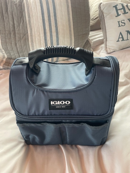 Igloo Other - Igloo Navy Soft-Sided COOLER